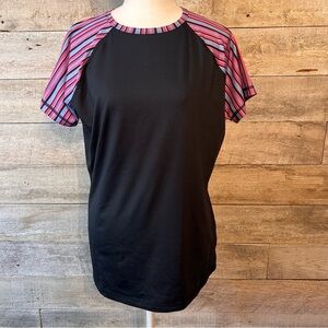 🛍️3/$30 Roxy women’s black rash guard short sleeve swim shirt in size XXL